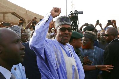 Early Tally in Nigerian Election Puts Buhari Ahead, Opposition Rejects it as Tensions Grow