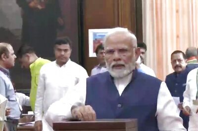 Voting Underway to Elect India's 15th President; PM Modi, Manmohan Singh Cast Vote