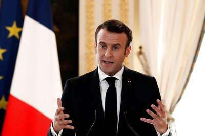 Macron Calls for Easing of Supply of Ingredients for Production of Covid Vaccines to India, Others