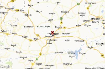 Police clashes with mob, 25 injured; curfew imposed