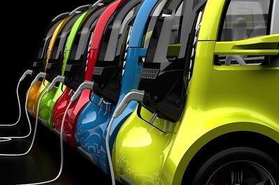 EESL, SDMC Sign Agreement to Develop Charging Infra for Electric Vehicles