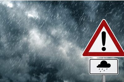 T'gana Rains: Two Girls Washed Away in Mahabubnagar Dist; Low-lying Areas Inundated at Several Places in State