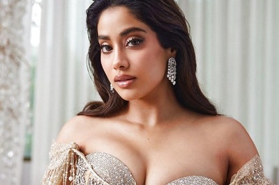 Janhvi Kapoor Opens Up About Her Period: 'I Don't Feel Pain While Shooting, But It's Paralysing When...'