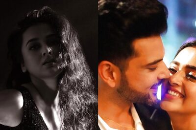 Tejasswi Prakash's Sizzling Pics Leaves Karan Kundrra Gasping For Breath; Check His Reaction Here