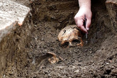 Sons Keep Mother's Body in House for 9 Months, Skeleton Recovered