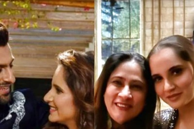 Sania Mirza Celebrates Birthday With Farah Khan; Shoaib Malik Wishes Wife Amid Divorce Rumours