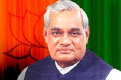 Vajpayee 'deeply hurt' by YSR's death