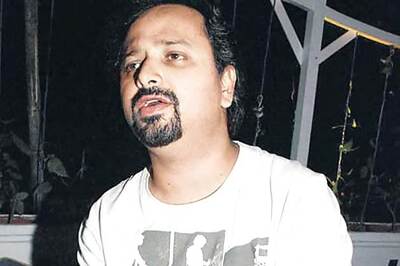 Nikhil Advani begins shooting for 'Hero'