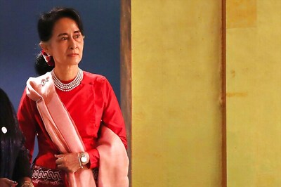 Suu Kyi Lands in Goa Ahead of BRICS-Bimstec Summit