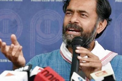 Yogendra Yadav Resigns from Samyukta Kisan Morcha Coordination Committee