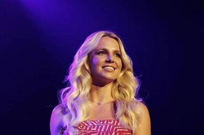 Britney Spears goes 'Ooh La La' for 'Smurfs 2'