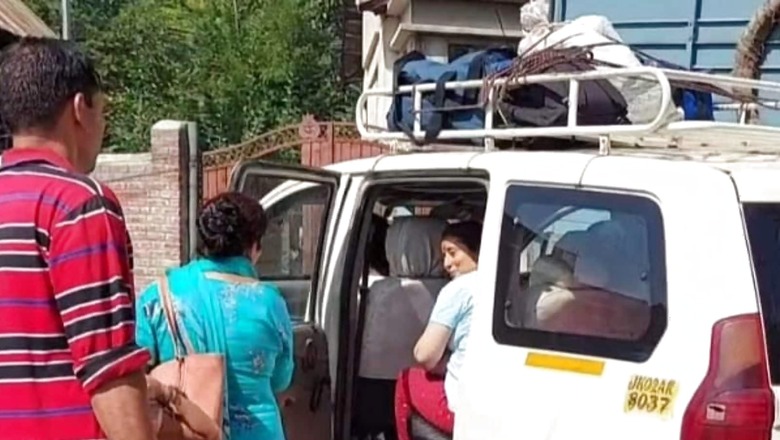 ‘Tremendous Fear in the Air’: How Kashmiri Pandits Are Coping Post Targeted Killings in J&K