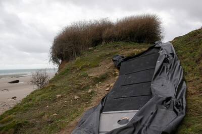 Four Die Overnight Trying to Cross Channel to UK: French Authority