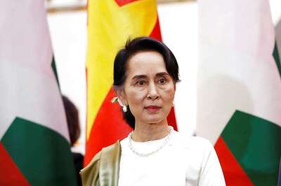 UN Rights Investigator on Myanmar Lambasts Aung Suu Kyi over Rohingya Crisis