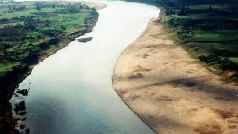 Congress Slams Madhya Pradesh Officials For Pouring "Liquor" Into Narmada River
