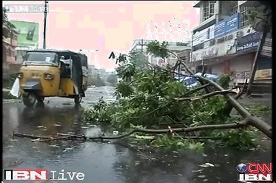 Cyclone Hudhud: CM Chandrababu Naidu appeals to people to donate for rebuilding Vizag