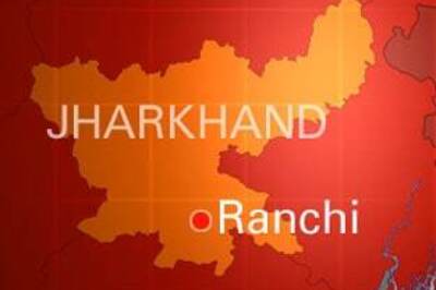 Maoists blow up rail track in Jharkhand