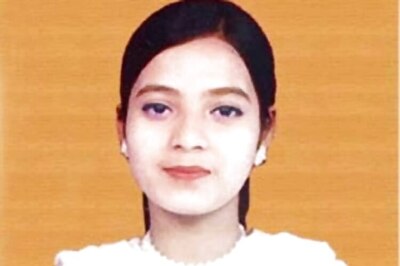 Minister Tej Pratap calls Ishrat Jahan 'Bihar's daughter'