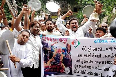 Cong's 'Gangs of Wasseypur' poster targets Modi