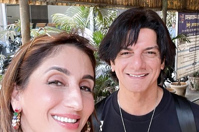 Farah Khan Ali Announces Her Divorce With DJ Aqeel is Finalized, Shares Happy Selfies on The Occasion