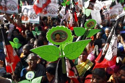Election Commission Hears 2 AIADMK Factions Staking Claim to Its Poll Symbol