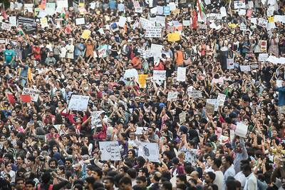 Busy Mumbaikars Join in Peaceful Protest at Historic August Kranti Maidan against Citizenship Law