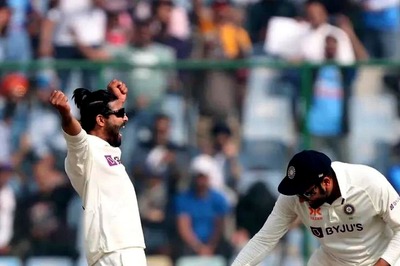 'Sir Jadeja Owns Australia': Twitter Overloaded With Appreciation Posts as Ravindra Jadeja Stars with a 7-fer