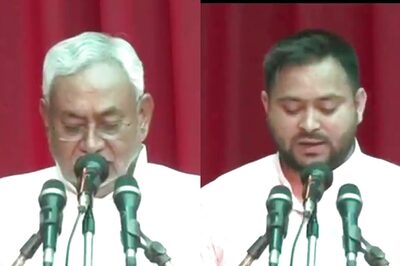 Nitish Kumar Takes Oath as Bihar CM for 8th Time, Tejashwi Sworn In as his Deputy; Cabinet Expansion Soon