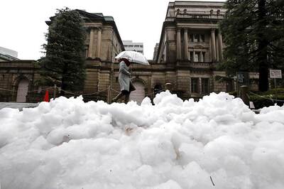 Thousands Stranded at Japan Airport After Heavy Snow
