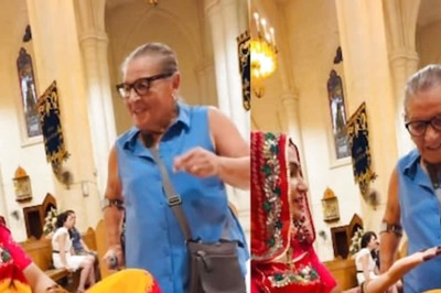 Watch: European 'Grandma' Gushes Over Indian Woman's Traditional Attire