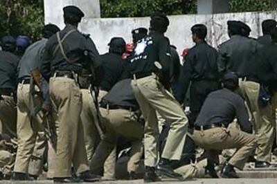 State of violence: nearly 100 killed in Pak in a month