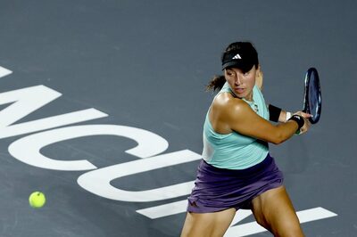 WTA Finals: World No.1 Aryna Sabalenka Knocked Out by Jessica Pegula in Two-Set Stunner