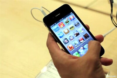 Apps become key to mobile advertising: Report