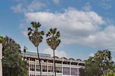 Non-veg Food Prohibited at One of IIT Bombay Canteens, Alleges Student Body