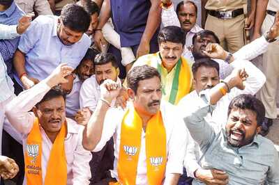 'Siddaramaiah’s Own Trying to Unseat Him': Ahead of BJP Padayatra, Karnataka Chief Says Time to Highlight Congress' Misdoings