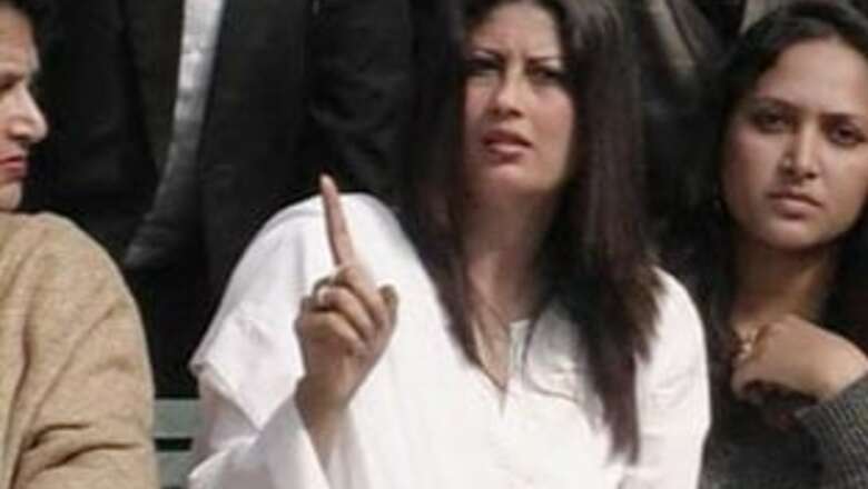 On IBNKhabar.com: Fiza vows to teach Chand a lesson