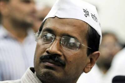 EC issues notice to Arvind Kejriwal for instigating public to take bribes from BJP, Congress