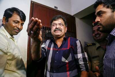 Scrap Chinese Firm's Contract for Metro Project, Maha Minister Tells Centre Even as State Signs MoUs With Neighbour