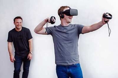 Virtual reality headset Oculus Rift starts shipping at $599