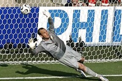 Italy wins, commentator loses it