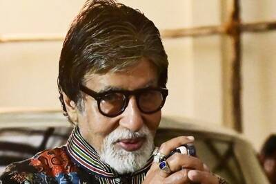 Amitabh Bachchan Urges Fans to Watch the Upcoming Film Uunchai' in Theatres