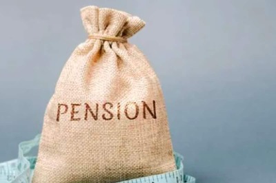 Contribute Only Rs 210 A Month And Get A Guaranteed Monthly Pension of Rs 5,000; Check How