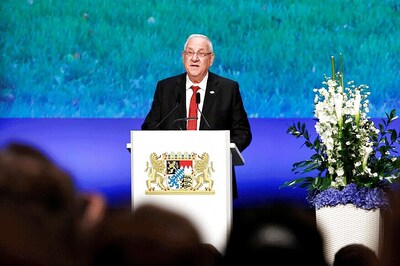 Photo of Israel President Reuven Rivlin in Palestinian Scarf Sparks Probe