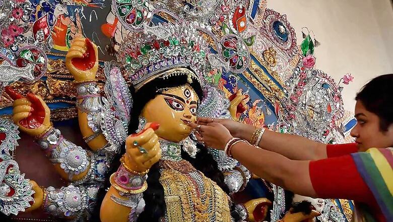 Durga Puja Organisers in Kolkata Recommend Safety Measures During Festivities