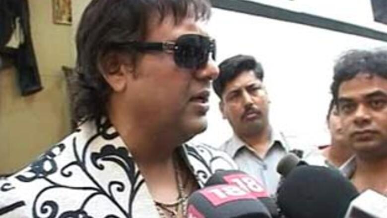 Hit by bus, actor Govinda has a narrow escape