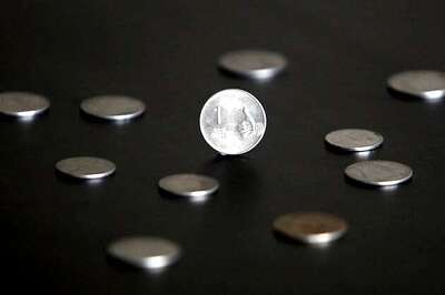 Rupee gains 10 paise vs dollar in early trade