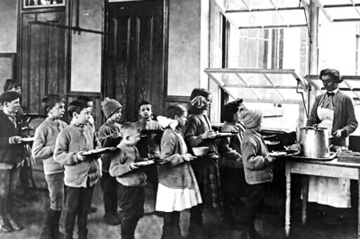 Schools mull outdoor classes amid virus, ventilation worries