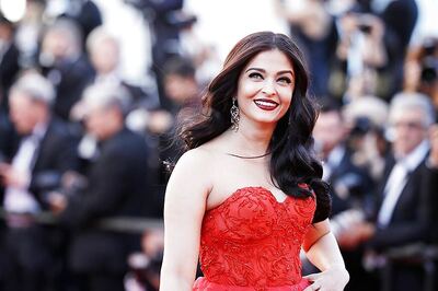 Aishwarya Rai Bachchan Casts a Spell on Paris in a Stunning Black Gown; See Pics