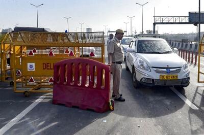 Delhi-Noida Border Sealed as Preventive Measure against Covid-19 Spread, Some Exemptions Allowed