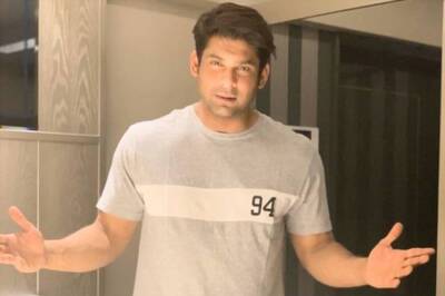 Fans Trend #SidKiSelfie on Social Media, Sidharth Shukla Obliges with Adorable Pic
